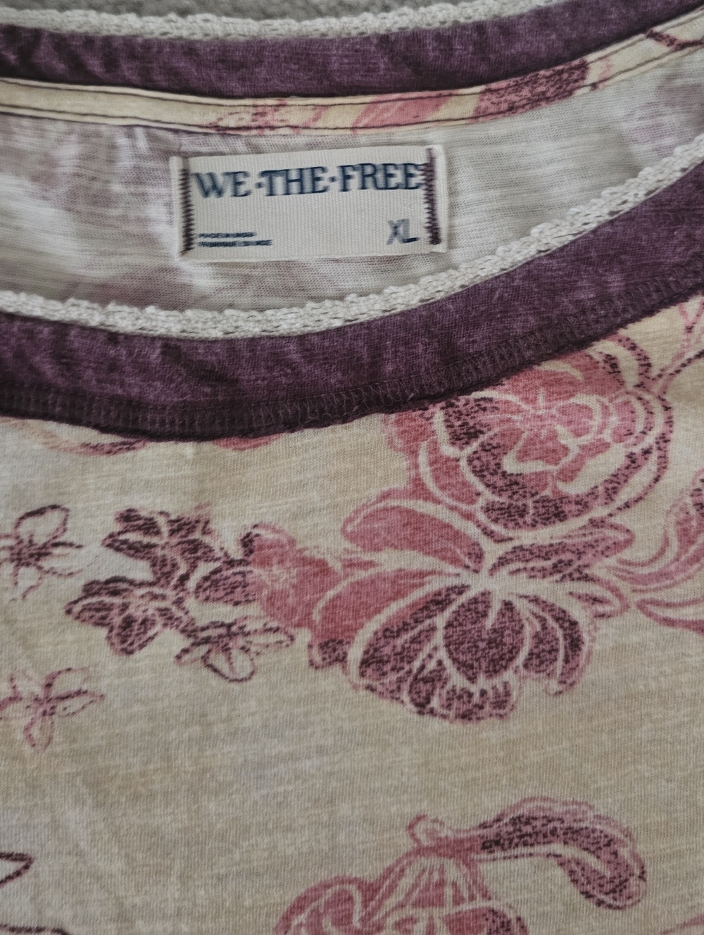We The Free Wish You Were Here" Floral Print Tee collection Size XL - Picture 7 of 9